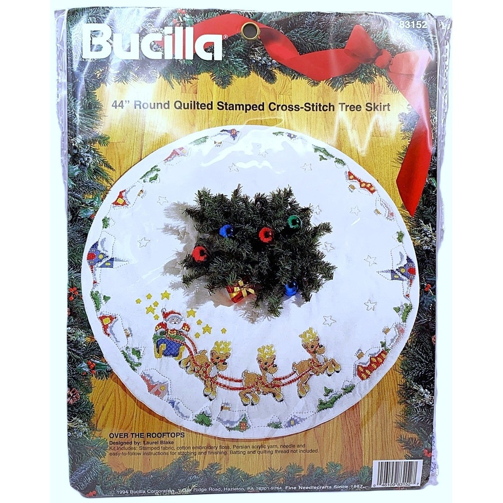 Bucilla Santa Reindeer OVER THE ROOFTOPS Tree Skirt Cross Stitch Kit Sealed 1994